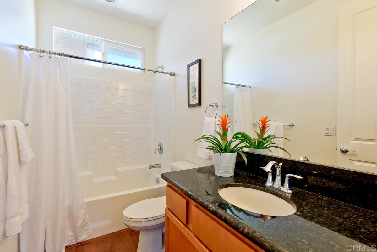 23005 Stokes Road Ramona, CA 92065 - Photo 21 of 25 Upstairs full bathroom.