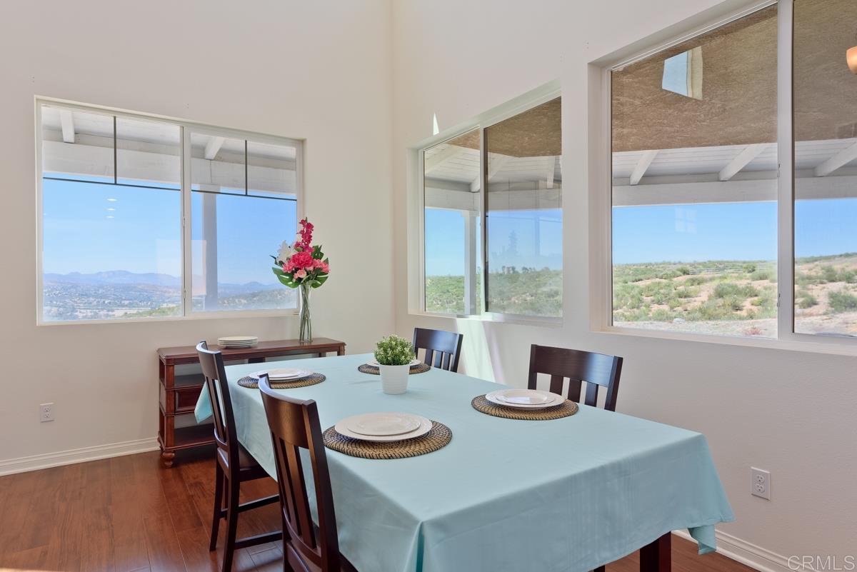 23005 Stokes Road Ramona, CA 92065 - Photo 7 of 25 Gallery Image 7