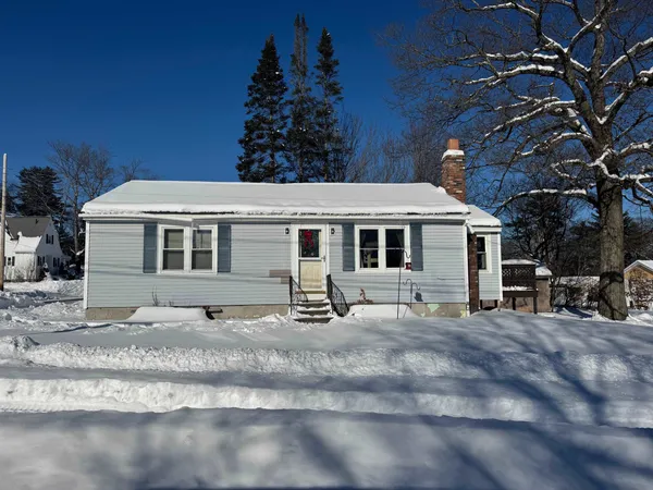 $575,000 | 21 Wheatley Street, Lebanon, NH 03766