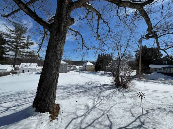 $575,000 | 21 Wheatley Street, Lebanon, NH 03766