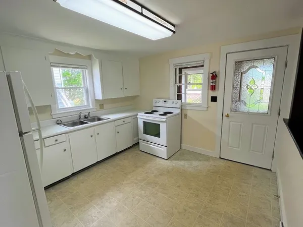 $575,000 | 21 Wheatley Street, Lebanon, NH 03766