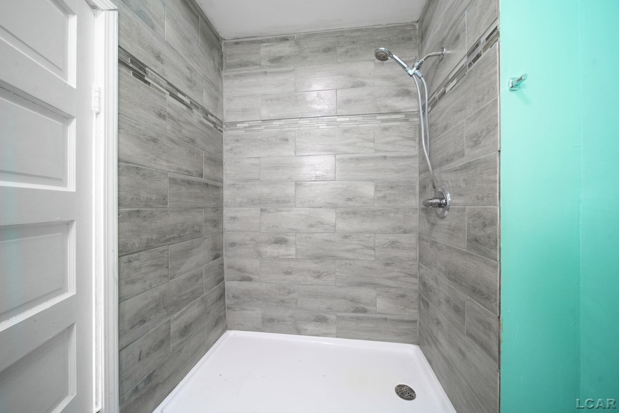 16500 Addison Road Manitou Beach, MI 49253 - Photo 40 of 59 50163940-0f5ce14f-02e3-409e-97e9-7057e7c6b028.JPG