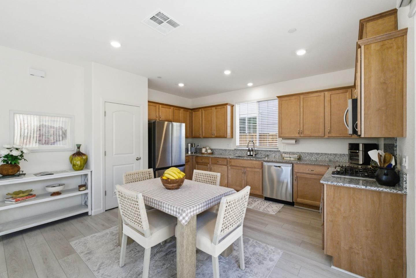 1646 Siderits Way Gilroy, CA 95020 - Photo 21 of 65