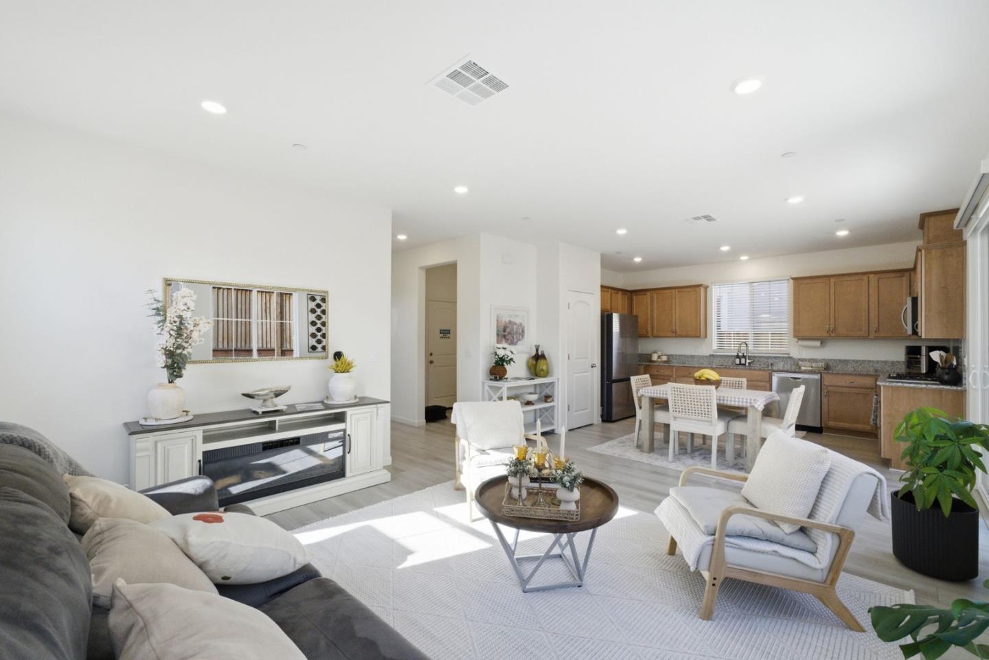 1646 Siderits Way Gilroy, CA 95020 - Photo 25 of 65
