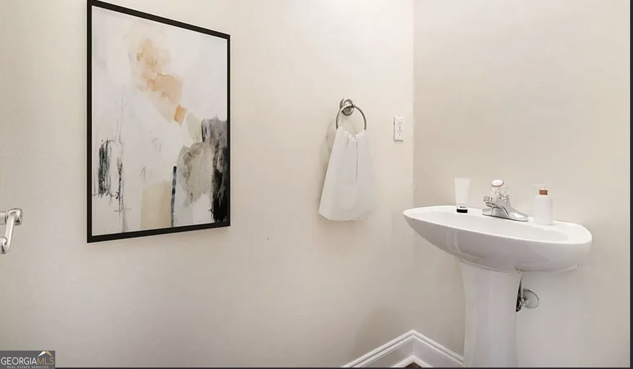 3068 Lauren Parc Road Decatur, GA 30032 - Photo 9 of 13 a bathroom with a sink and mirror