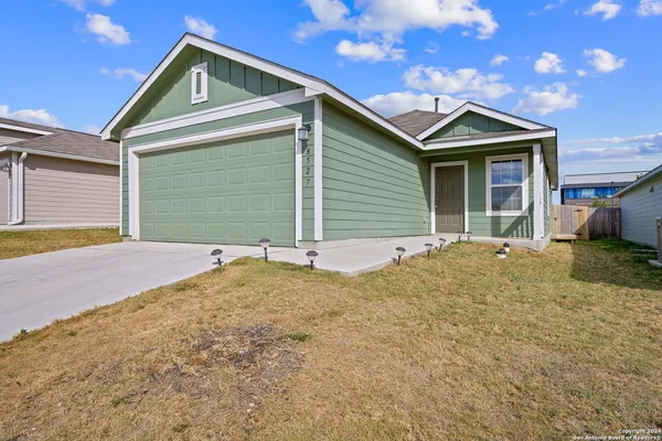 $1,550 | 8527 Western Tanager, San Antonio, TX 78227