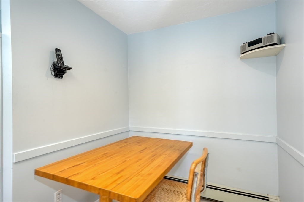 36 Ruthellen Road Framingham, MA 01701 - Photo 13 of 35