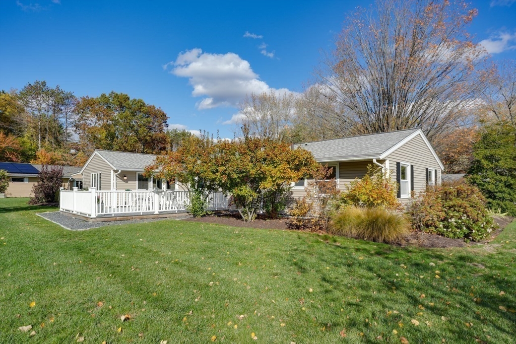 36 Ruthellen Road Framingham, MA 01701 - Photo 5 of 35