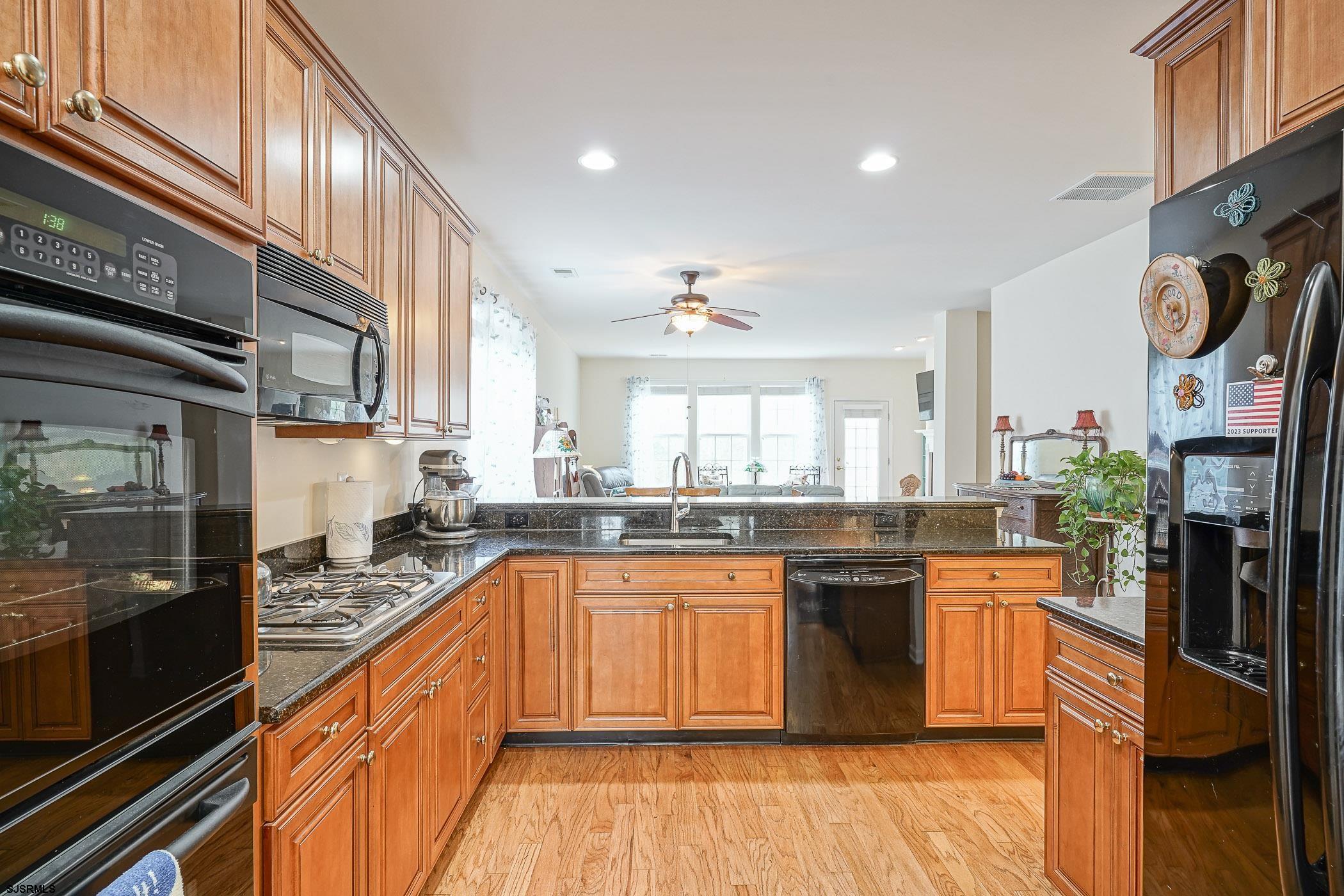 213 Limerick Street Galloway Township, NJ 08205 - Photo 4 of 18