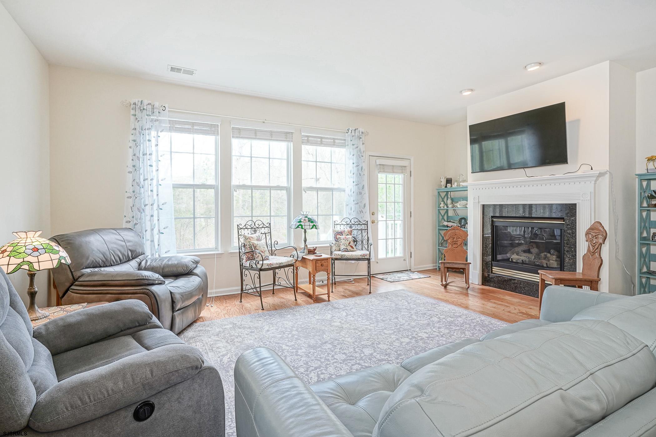 213 Limerick Street Galloway Township, NJ 08205 - Photo 8 of 18