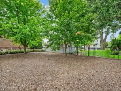 $749,900 | 113 Oak Street, Elmhurst, IL 60126
