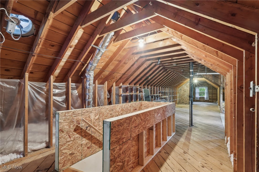 33300 South Woodland Road Cleveland, OH 44124 - Photo 45 of 50 View of attic