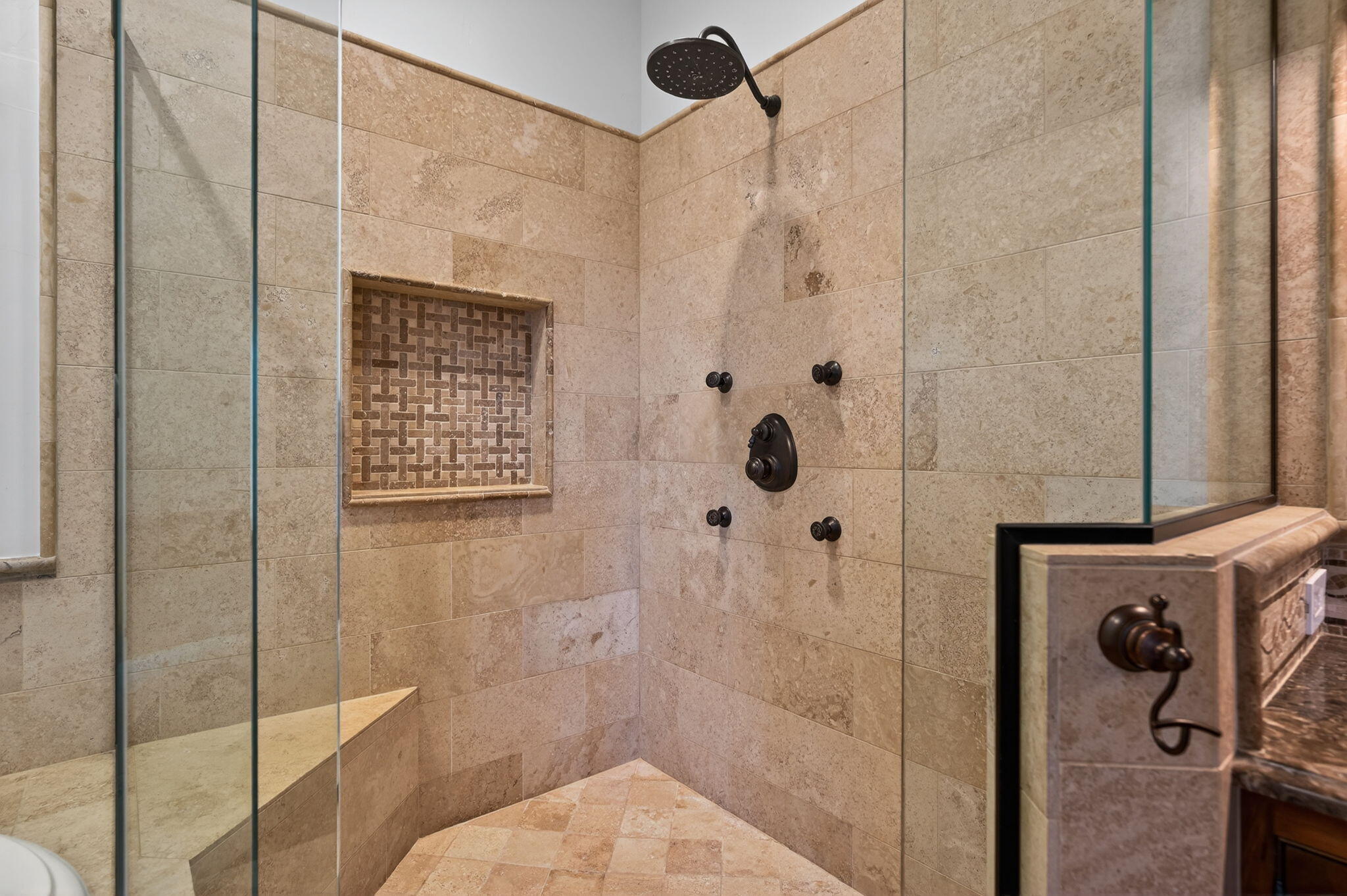 65653 Swallows Nest Lane Bend, OR 97701 - Photo 27 of 76