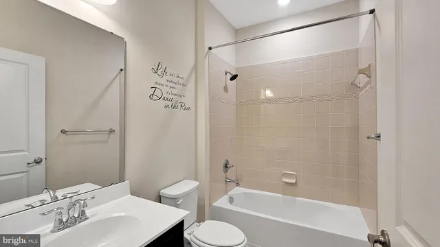 $3,700 | 43369 Southland Street, Ashburn, VA 20148