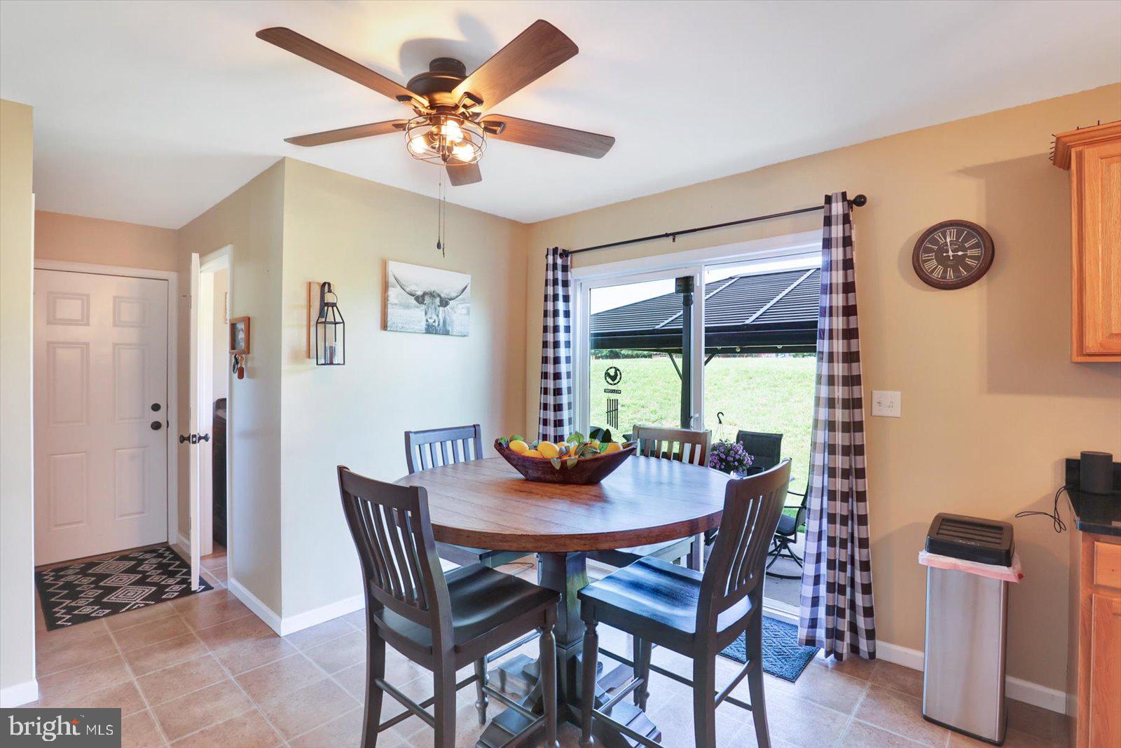 85 Thomas Drive York, PA 17404 - Photo 14 of 42