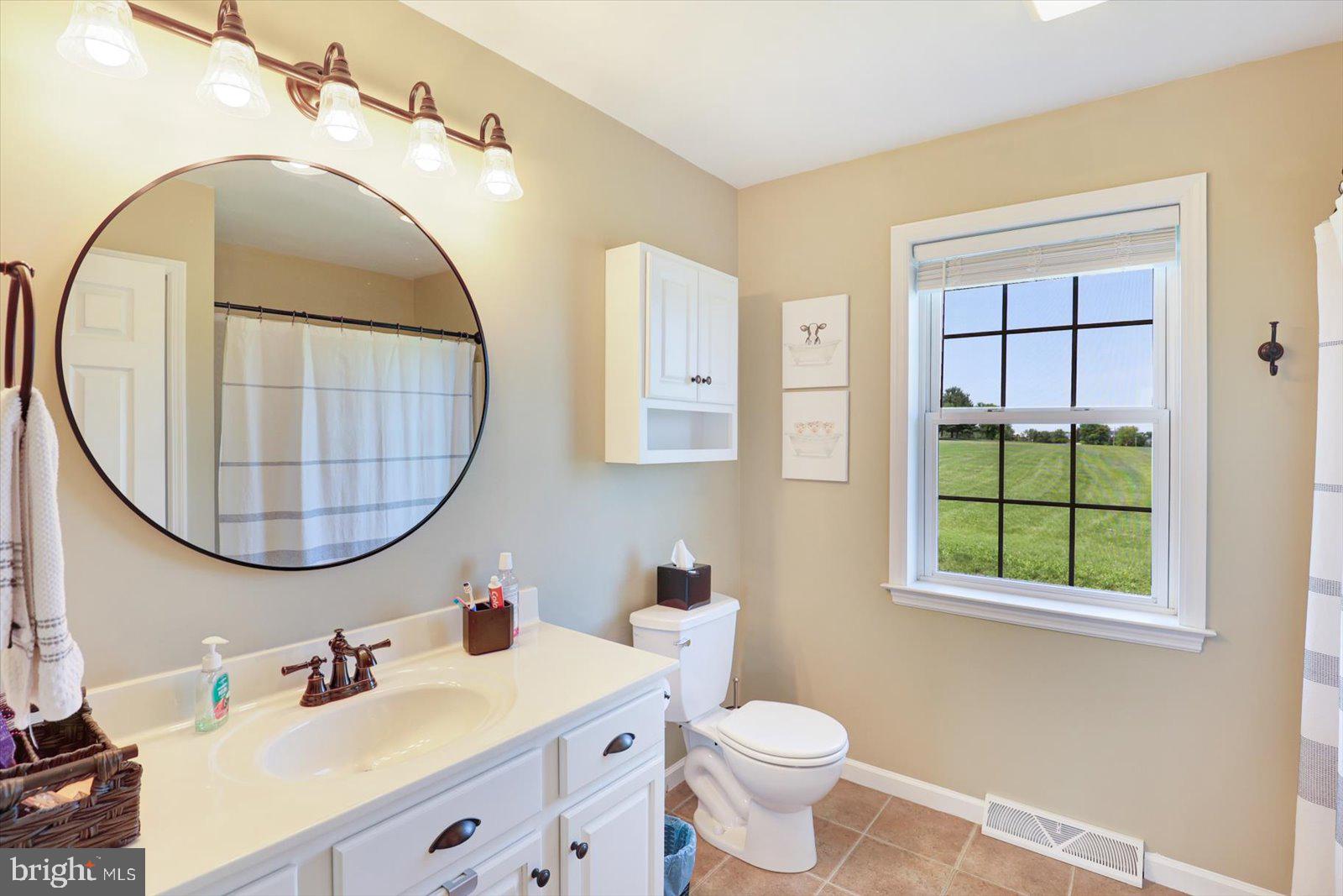 85 Thomas Drive York, PA 17404 - Photo 28 of 42