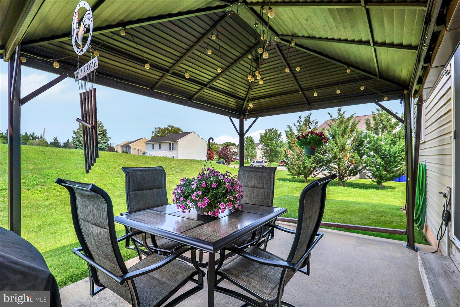 85 Thomas Drive York, PA 17404 - Photo 31 of 42