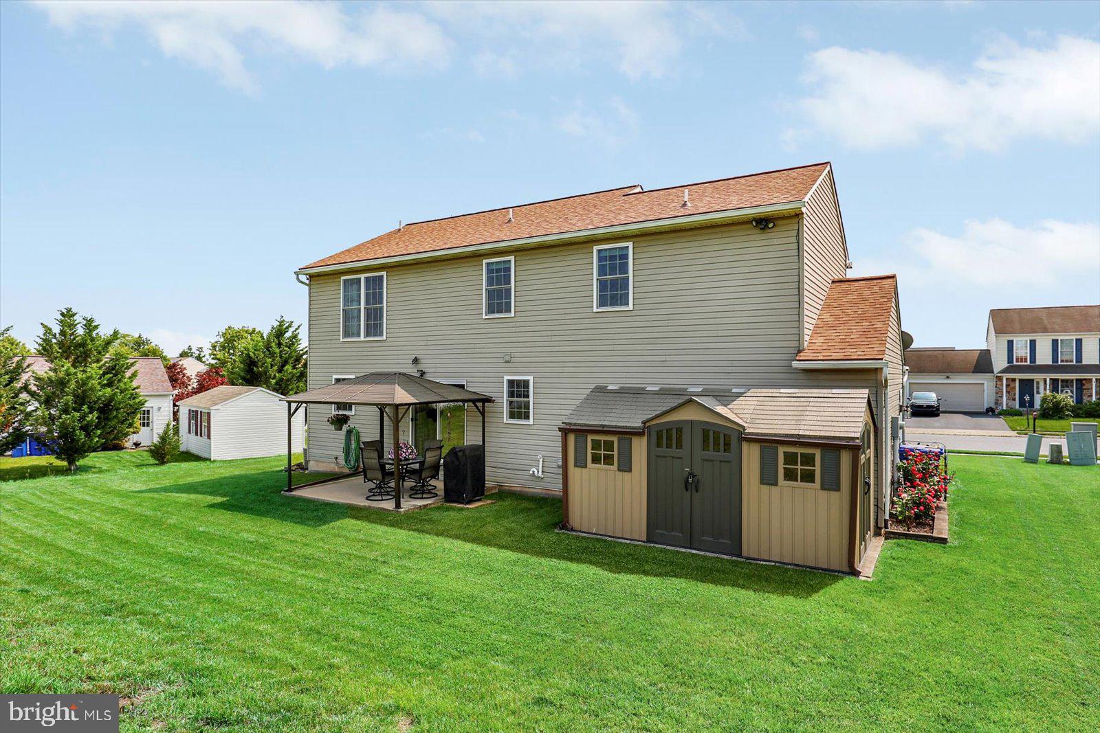 85 Thomas Drive York, PA 17404 - Photo 35 of 42