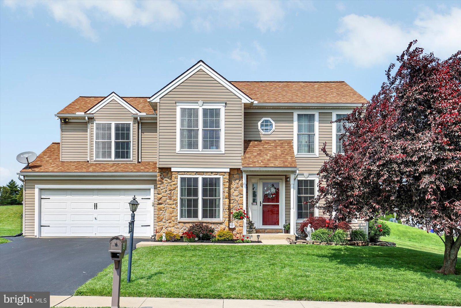 85 Thomas Drive York, PA 17404 - Photo 37 of 42