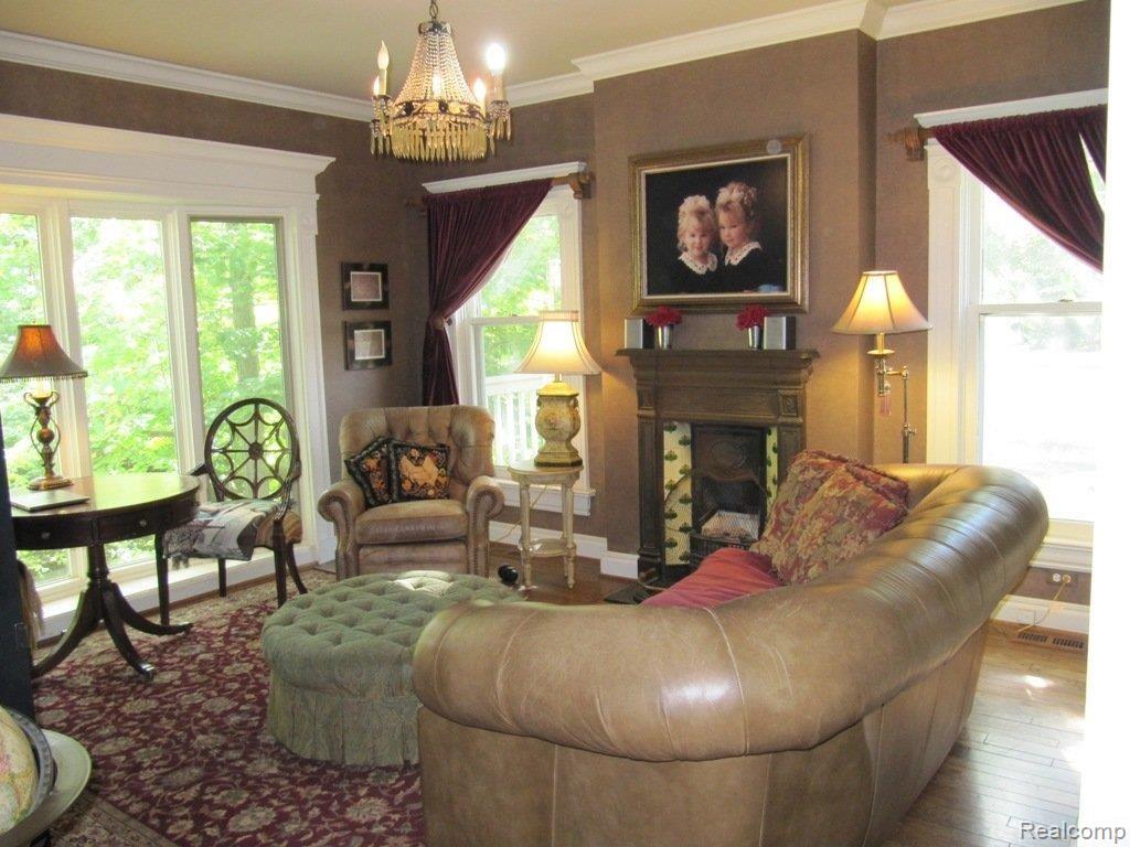 1690 North Livernois Road Rochester, MI 48306 - Photo 18 of 25 Library