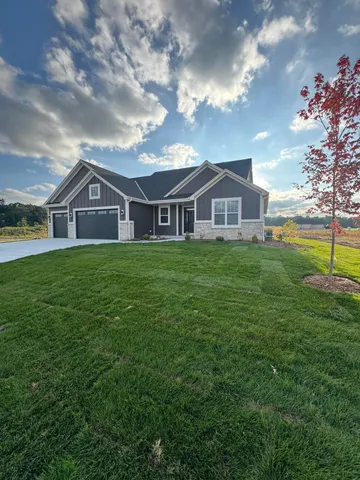 $612,990 | 497 Limestone Lane, Slinger, WI 53086