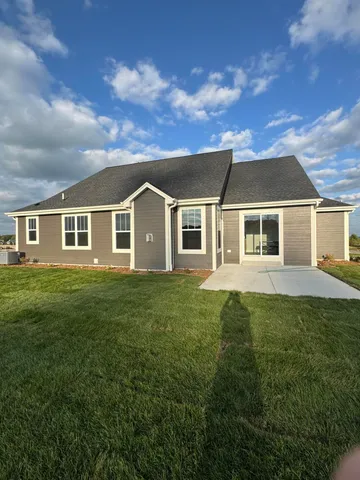 $612,990 | 497 Limestone Lane, Slinger, WI 53086