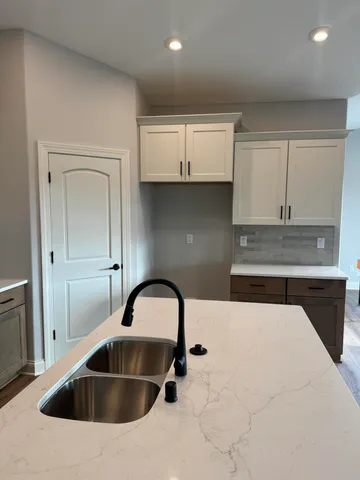 $612,990 | 497 Limestone Lane, Slinger, WI 53086