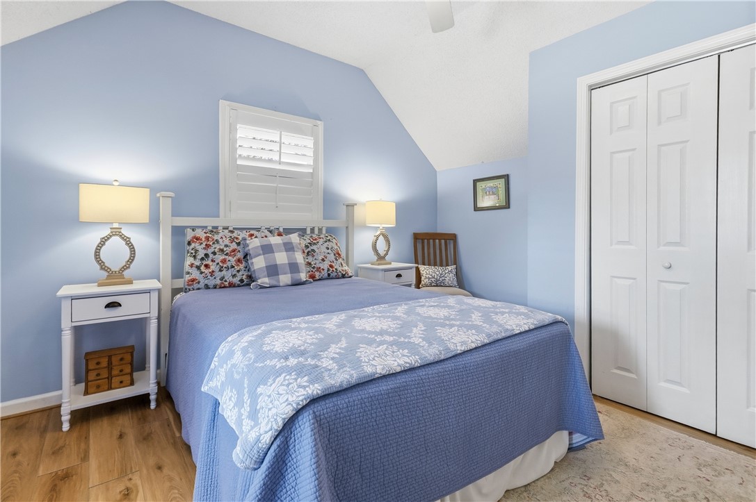 323 Sand Castle Lane St. Simons Island, GA 31522 - Photo 29 of 41 Upstairs bedroom (view 2)