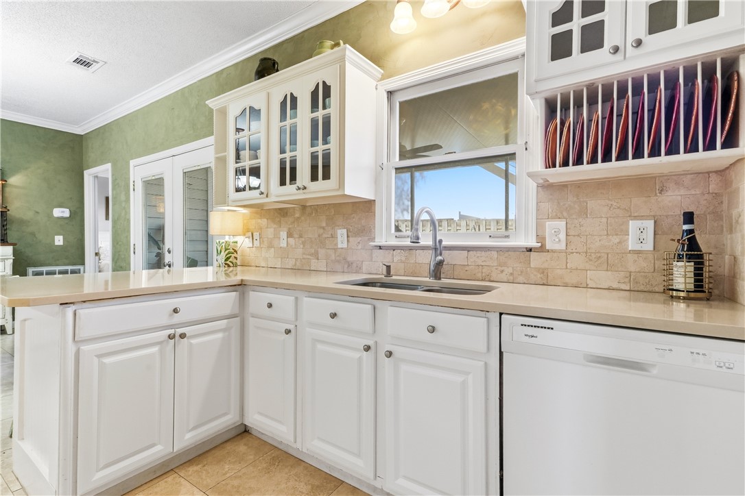 323 Sand Castle Lane St. Simons Island, GA 31522 - Photo 8 of 41 Kitchen (view 2)