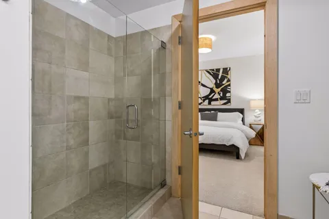 $600,000 | 215 10th Avenue South, Unit 411, Minneapolis, MN 55415