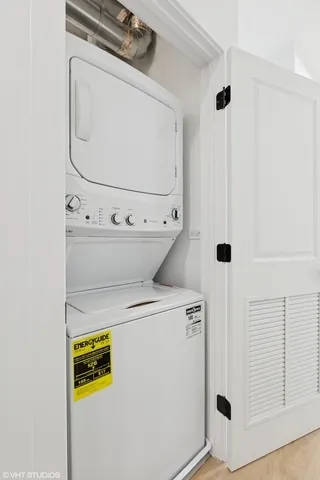 $3,400 | 3219 North Elston Avenue, Unit 3, Chicago, IL 60618