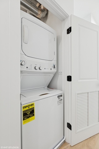 3219 North Elston Avenue, Unit 3 Chicago, IL 60618 - Photo 8 of 13 a utility room with dryer and washer
