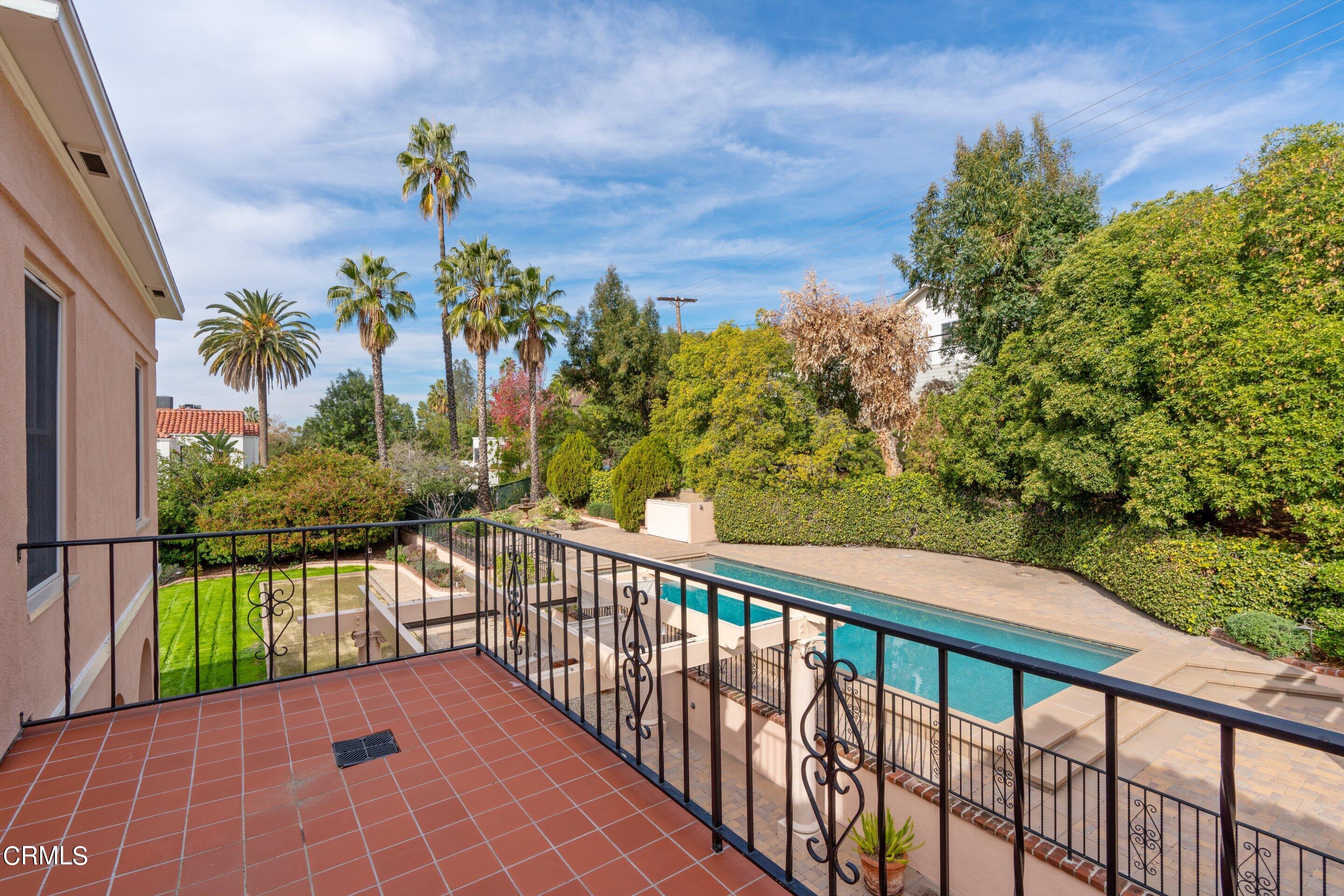 625 Cumberland Road Glendale, CA 91202 - Photo 11 of 73 DSC02486_127