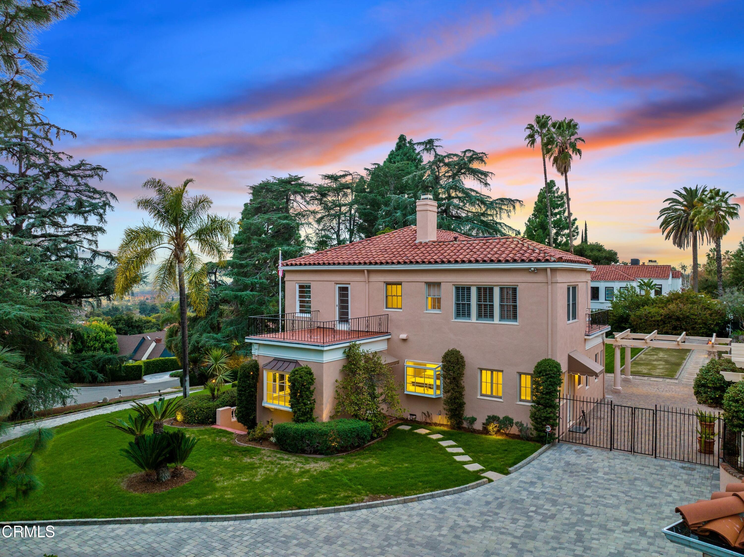 625 Cumberland Road Glendale, CA 91202 - Photo 59 of 73 a front view of a house with a yard