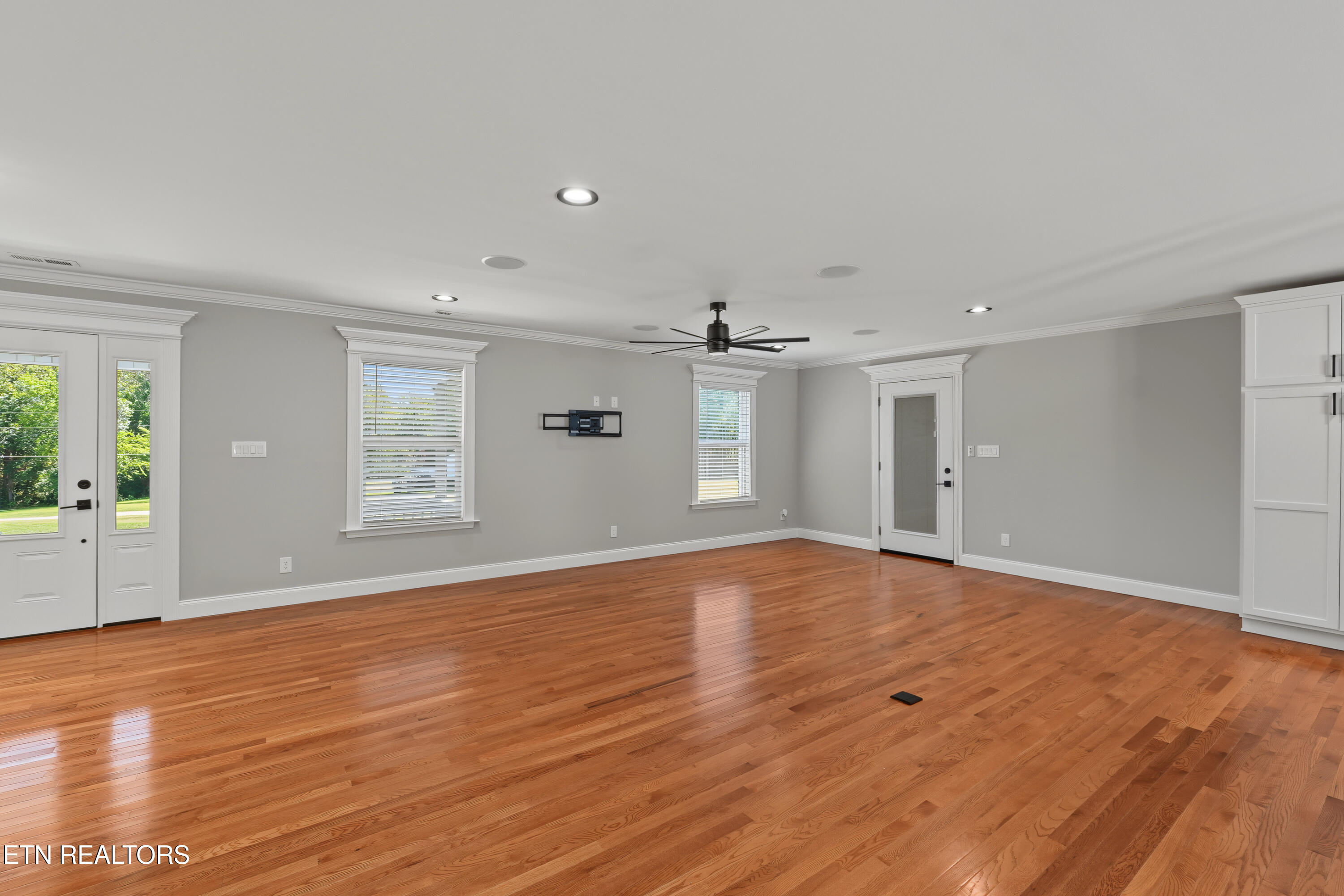 819 Edna Garland Road Maryville, TN 37801 - Photo 6 of 45 3/4 inch hardwood floors
