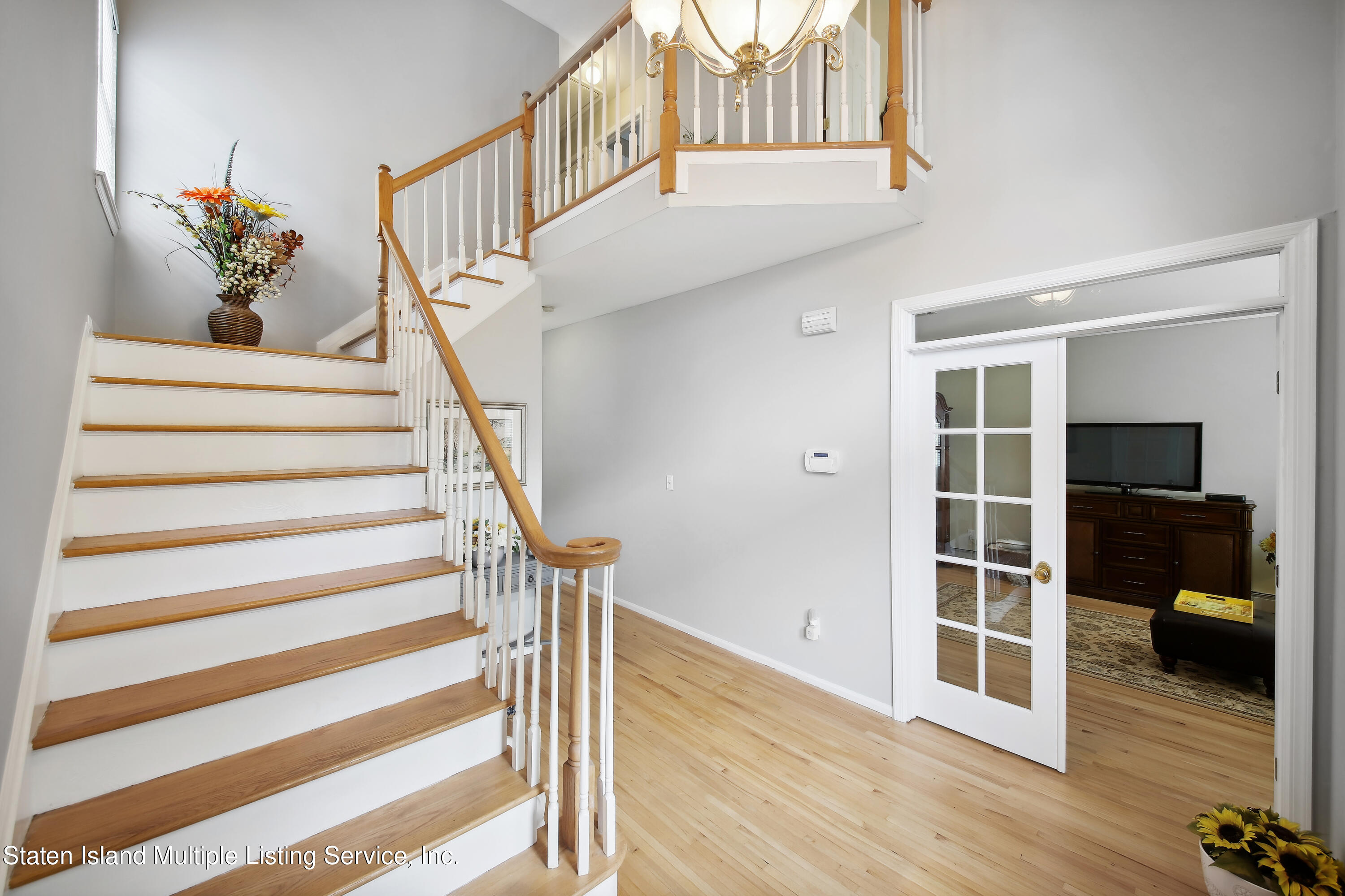 451 Flint Street Staten Island, NY 10306 - Photo 3 of 27 VMD_007