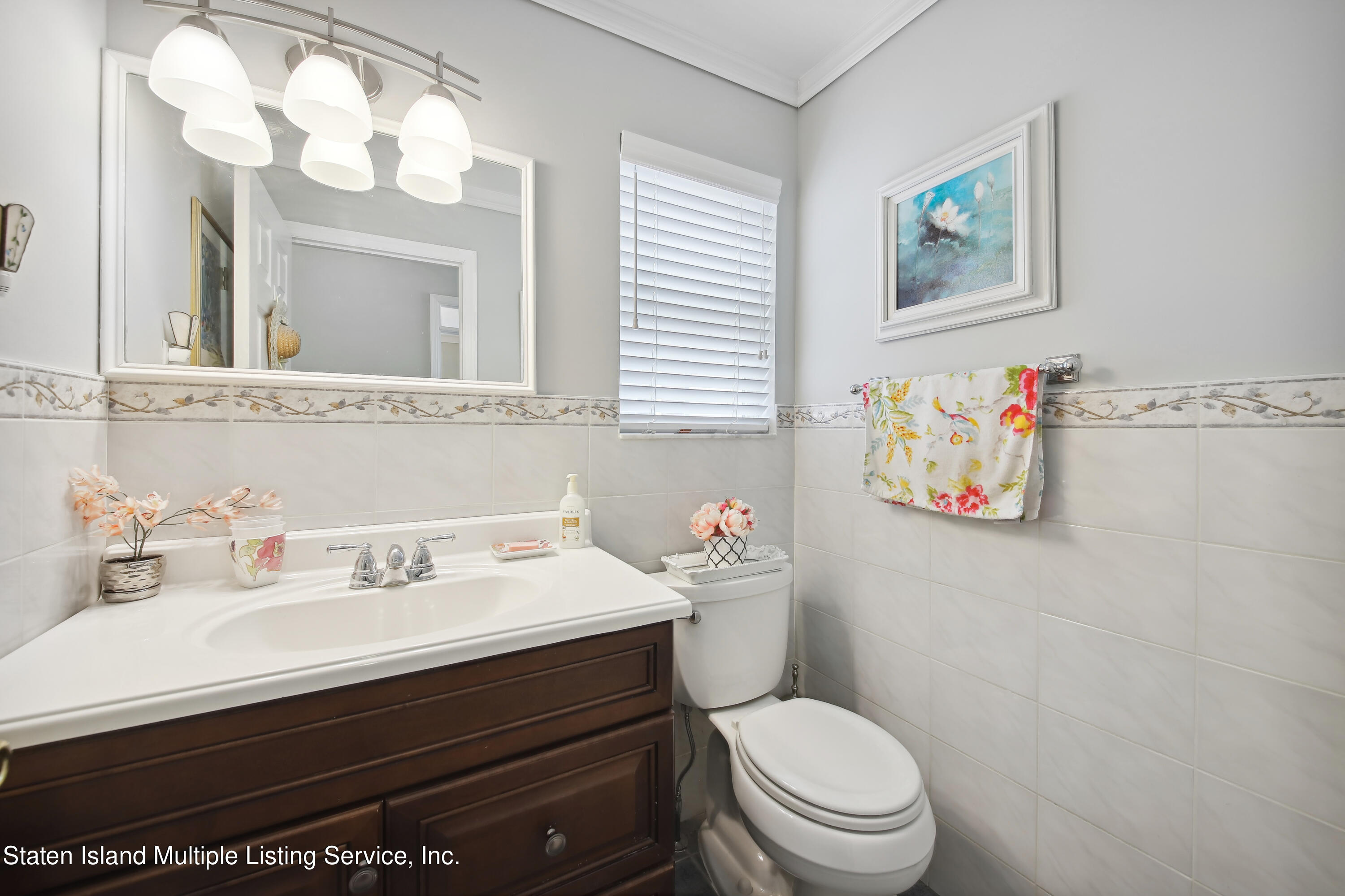 451 Flint Street Staten Island, NY 10306 - Photo 8 of 27 VMD_005