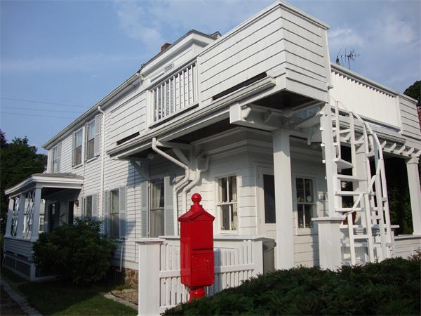 13 Elmwood Road Swampscott, MA 01907 - Photo 2 of 14 Gallery Image 2