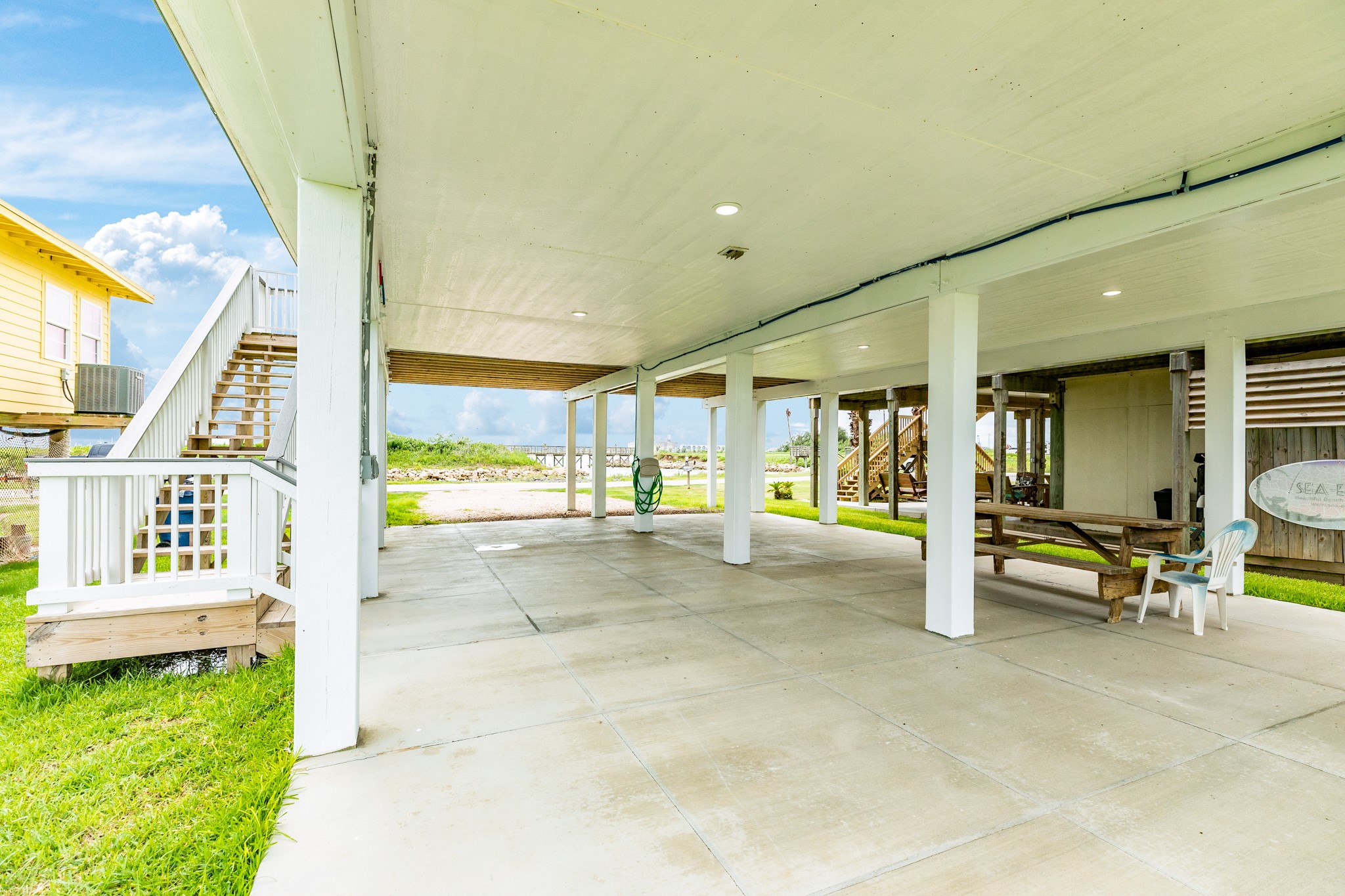 310 Parkview Road Surfside Beach, TX 77541 - Photo 9 of 31