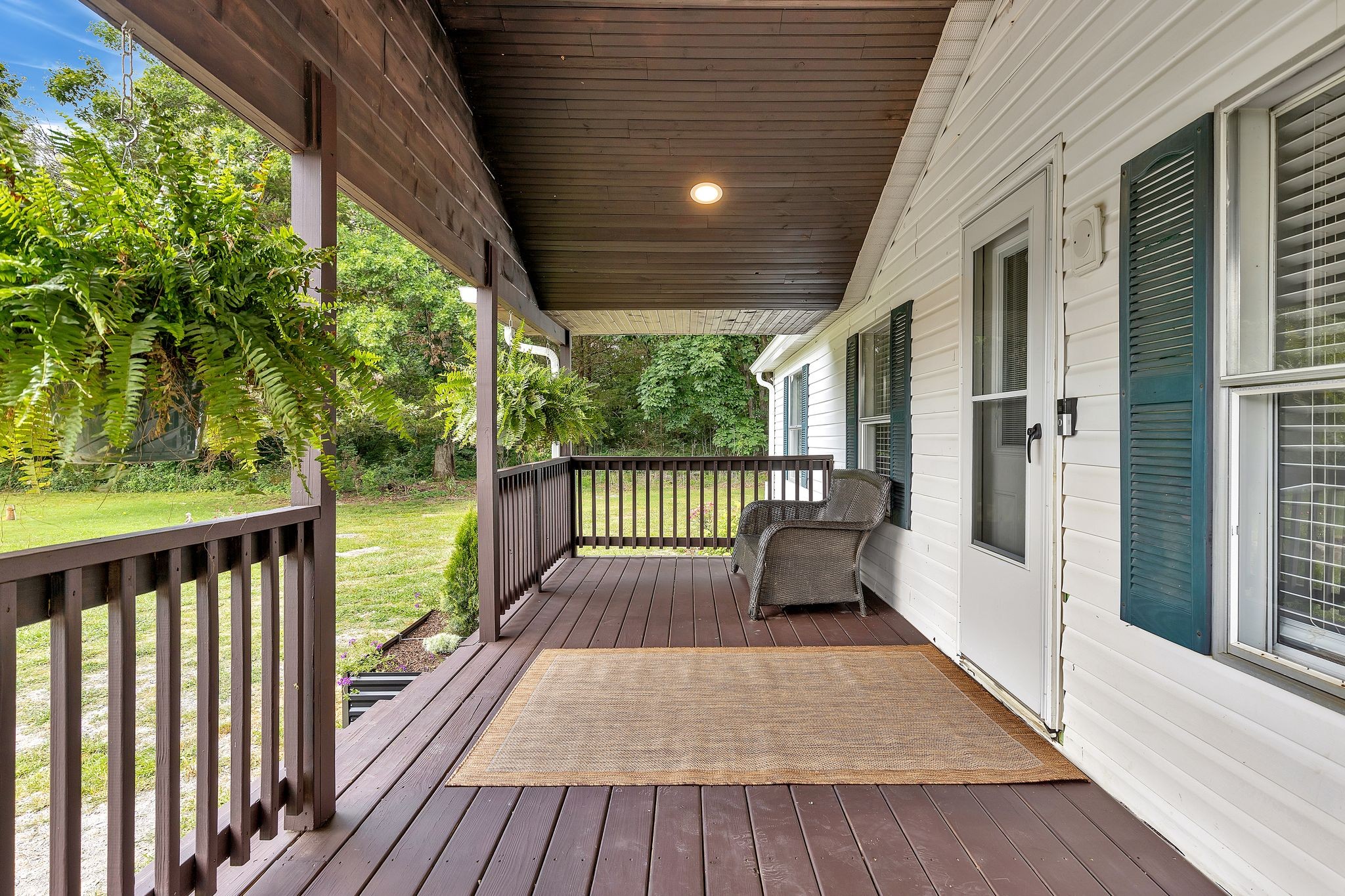 1350 Hazelwood Road Columbia, TN 38401 - Photo 5 of 37 Gallery Image 5