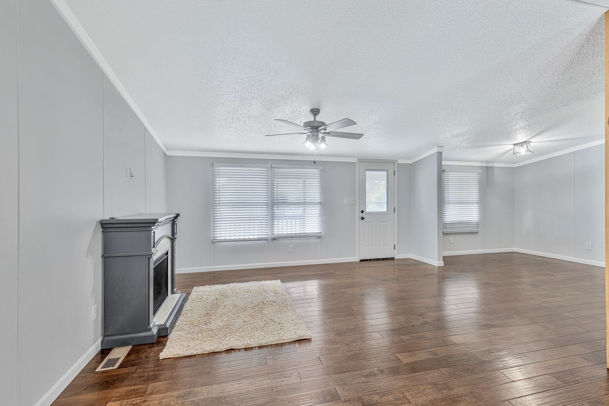 1350 Hazelwood Road Columbia, TN 38401 - Photo 7 of 37 Gallery Image 7
