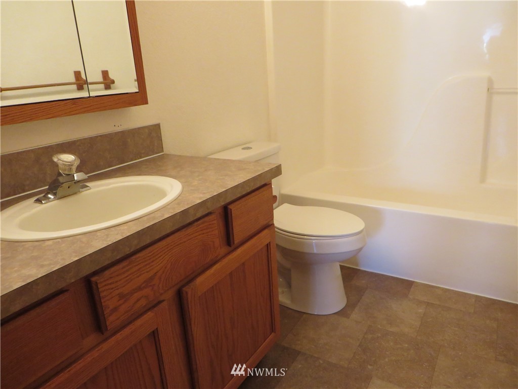 18746 Citrus Street Southwest Rochester, WA 98579 - Photo 16 of 18