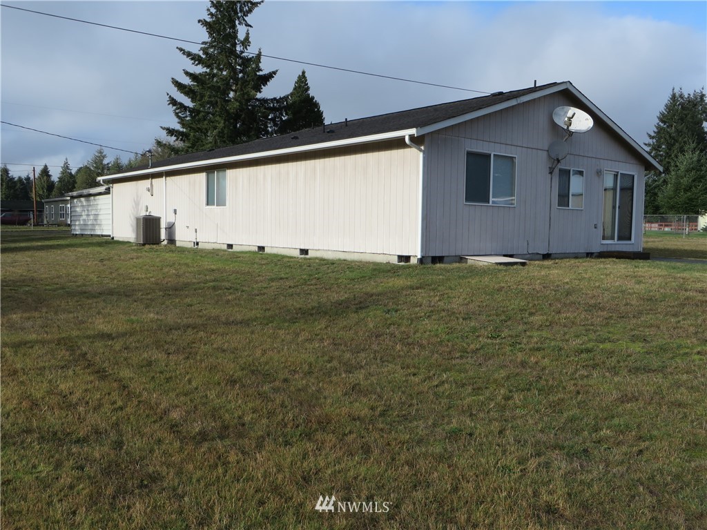 18746 Citrus Street Southwest Rochester, WA 98579 - Photo 4 of 18