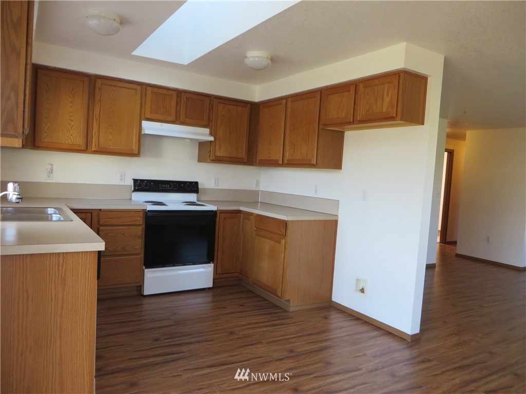 18746 Citrus Street Southwest Rochester, WA 98579 - Photo 10 of 18