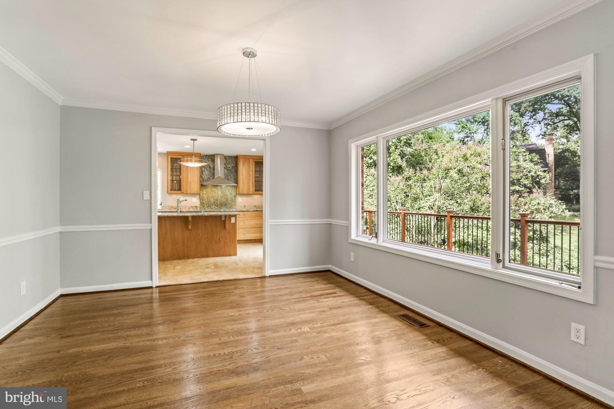 1011 Shipman Lane McLean, VA 22101 - Photo 12 of 43 Dinning Room