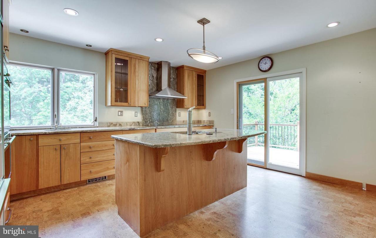 1011 Shipman Lane McLean, VA 22101 - Photo 15 of 43 Open kitchen