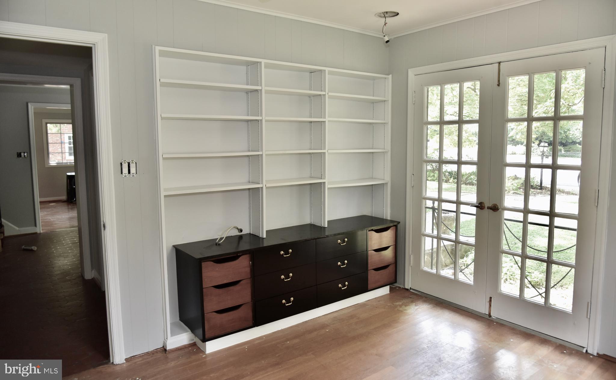 1011 Shipman Lane McLean, VA 22101 - Photo 19 of 43 library on main level