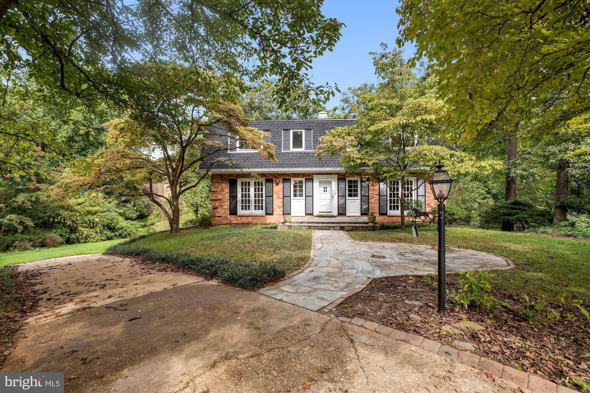 1011 Shipman Lane McLean, VA 22101 - Photo 2 of 43