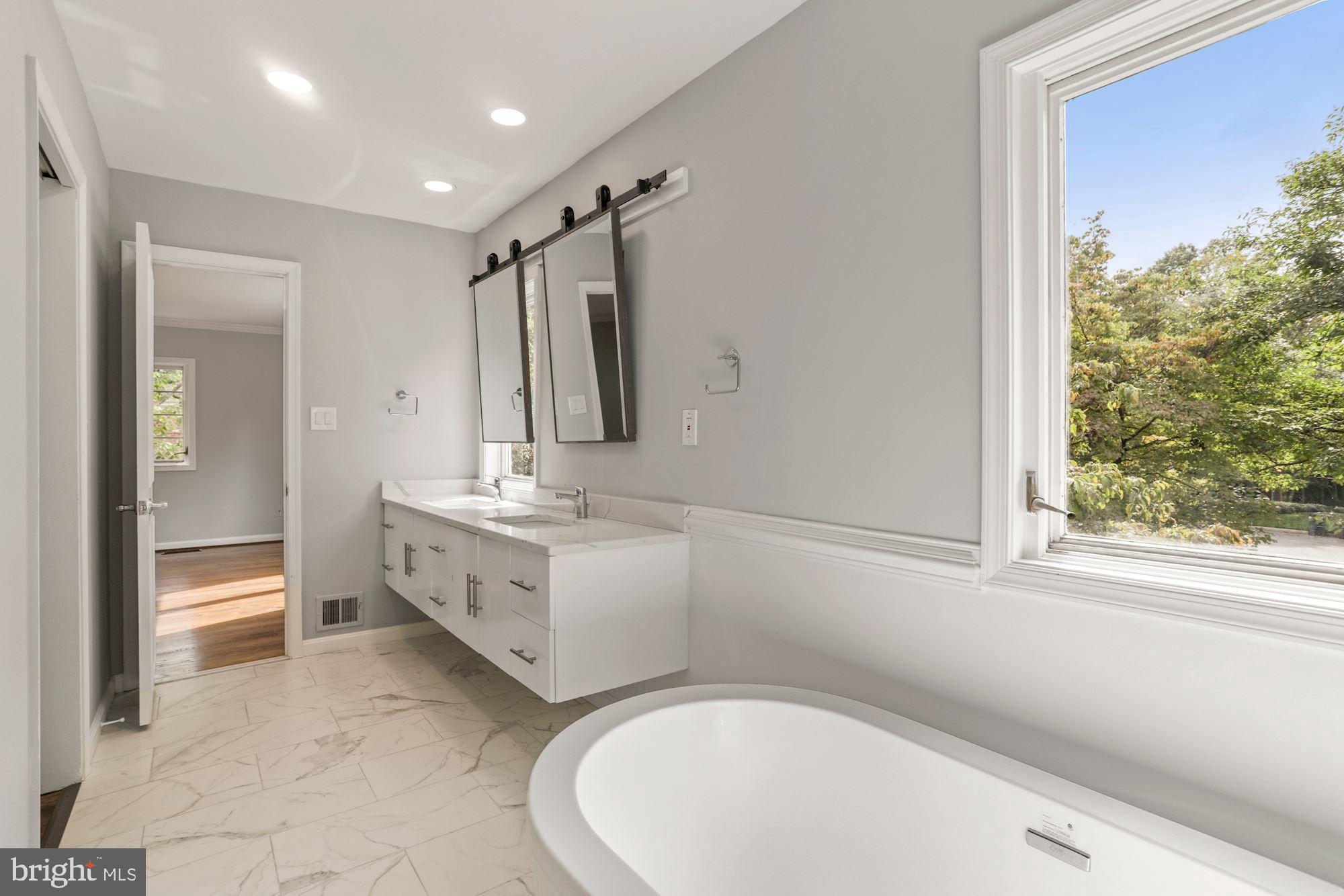 1011 Shipman Lane McLean, VA 22101 - Photo 26 of 43