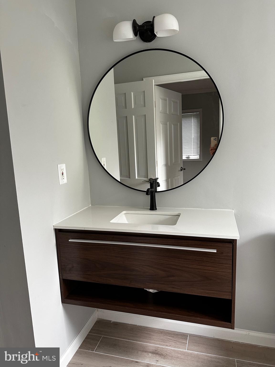 1011 Shipman Lane McLean, VA 22101 - Photo 30 of 43 Newly remodeled guest bathroom